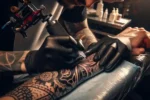Black Nitrile Gloves: Ideal Choice for Tattoo and Beauty Salons