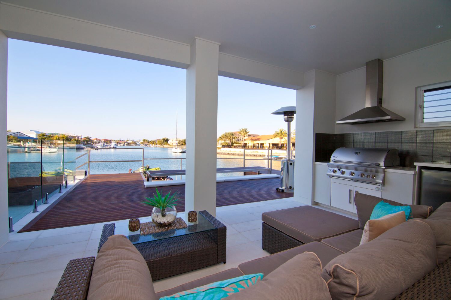 Raby Bay Luxury Home Builder